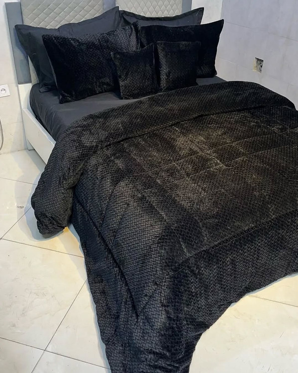 روتختی مخمل گندمی رنگ مشکی