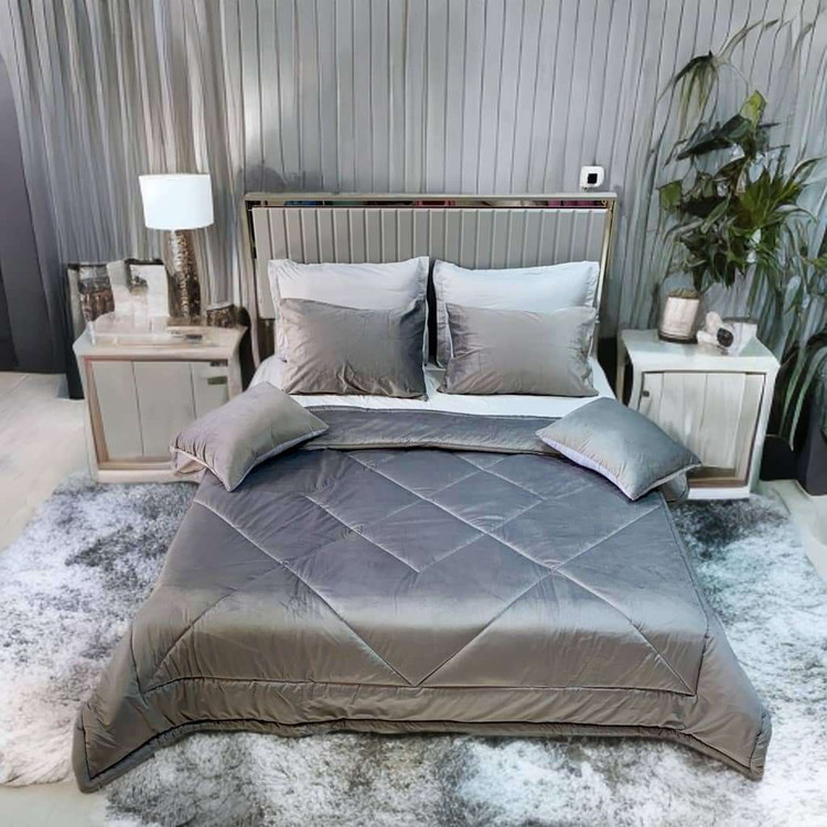 رنگ طوسی روشن